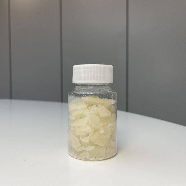 Conditionneur de cheveux amélioré sur le surfactif cationique, CAS 161294-46-8